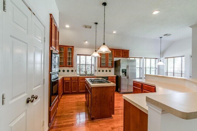 Building Photo - 1718 Bumelia Ct