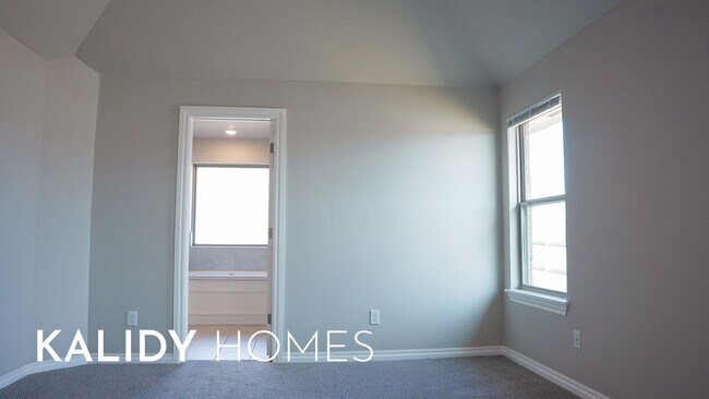 Building Photo - 5216 Bing Cir