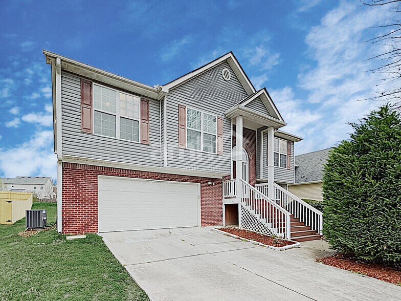 Primary Photo - 2383 Temple View Dr