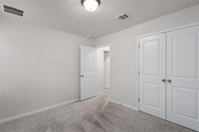 Building Photo - 11800 Copperstone Ave