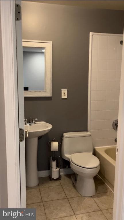 Building Photo - 11211 Surry Woods Ct