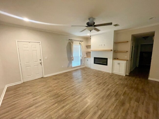 Building Photo - 3/2 for rent in northwest school district!!