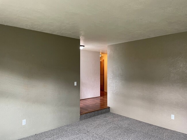 Building Photo - Great Property- 3 Bedroom 2 Bath Home w/Large Deck and Patio Area