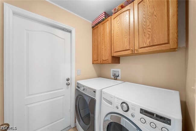 Building Photo - 3205 38th St W