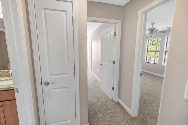 Building Photo - 11954 Cinnamon Fern Dr