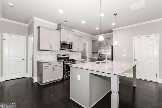 Building Photo - 6610 Trailblazer Rd