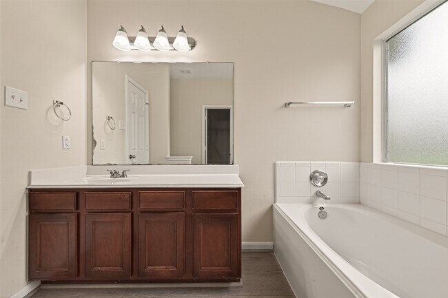 Building Photo - 5107 Moss Garden Ln