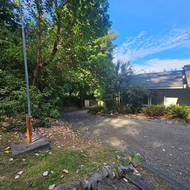 Building Photo - Private Bainbridge Island Retreat with Acreage & Modern Comforts