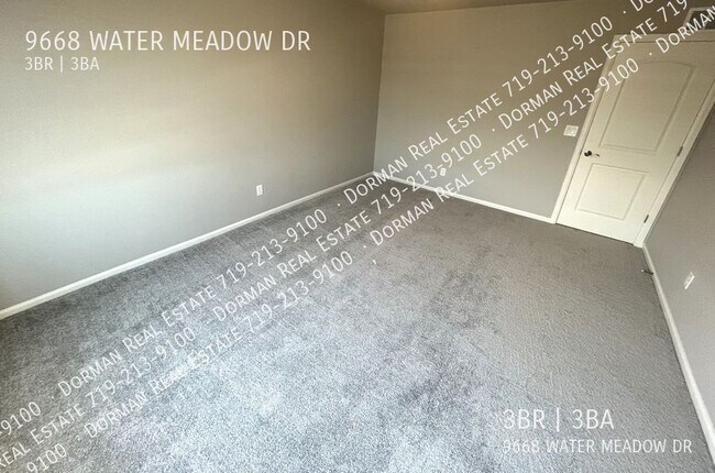 Building Photo - 9668 Water Meadow Dr