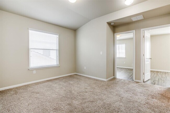 Building Photo - 12402 Walter Vaughn Dr