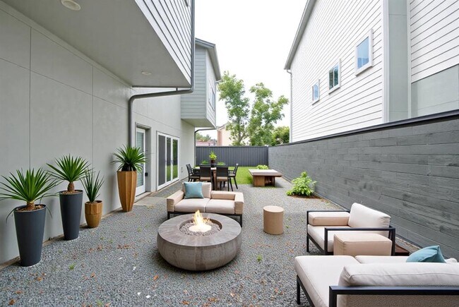 Building Photo - 7707 Jack Oak Ave