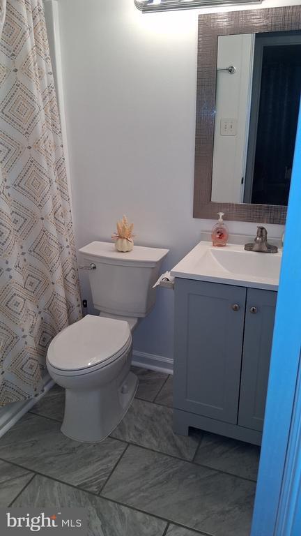 Building Photo - 9823 Hellingly Pl