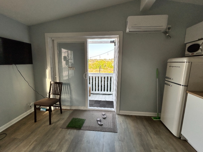 Building Photo - 6550 Ponto Dr