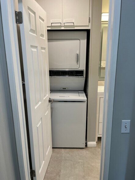 in-unit stacked washer/dryer - 1828 Camden Ave