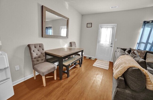 Building Photo - Coming Soon For Rent in Springville!
