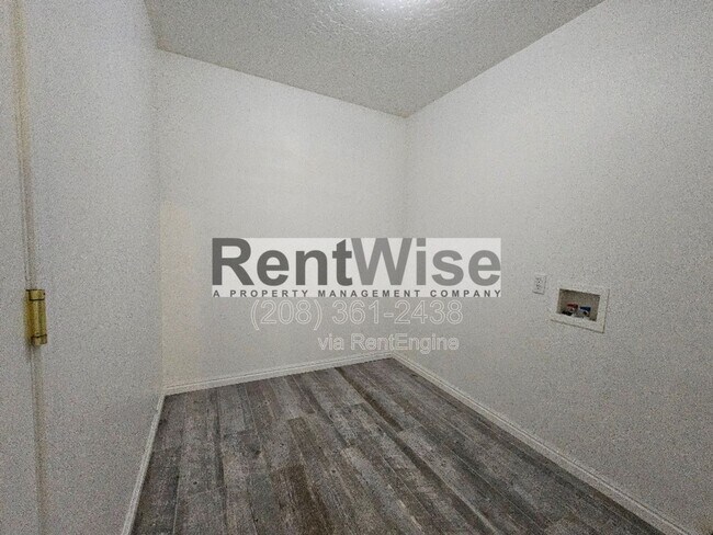 Building Photo - 13307 W Satinleaf Dr