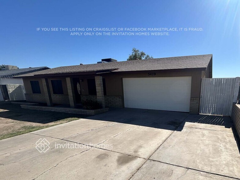 Building Photo - 5419 W Mercer Ln