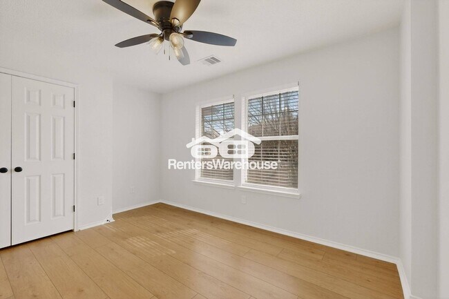 Building Photo - 4918 Silverweed Dr