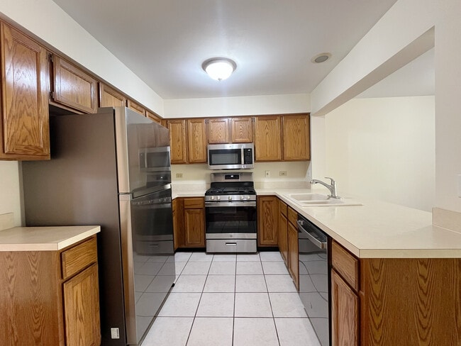 Building Photo - 312 Spring Creek Cir