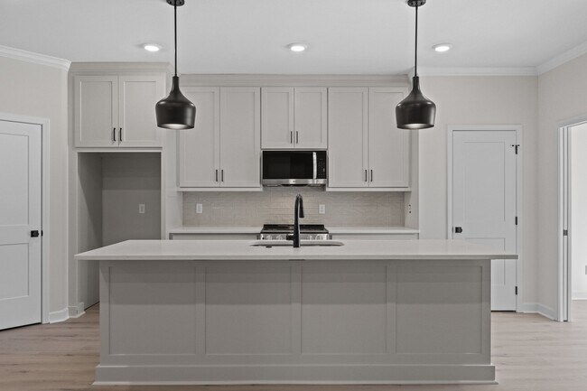 Building Photo - 107 Edgewood Cir