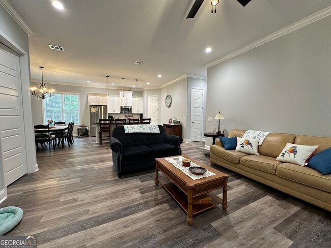 Building Photo - 112 Tacatacoru Ct