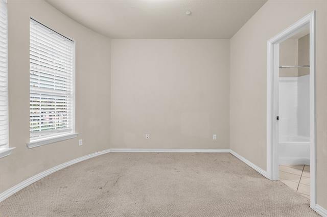 Building Photo - 2500 Rockbrook Dr