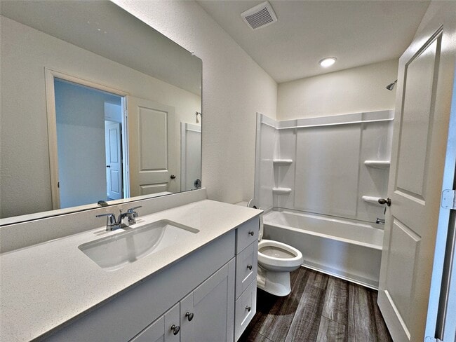 Building Photo - 8431 Vacek Xing Wy