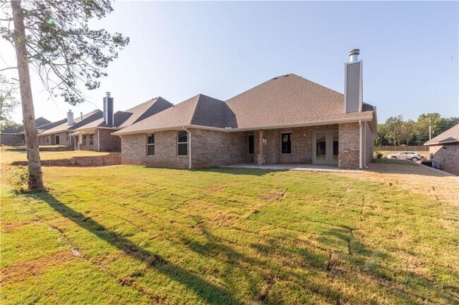 Building Photo - 7925 Sweetgum St