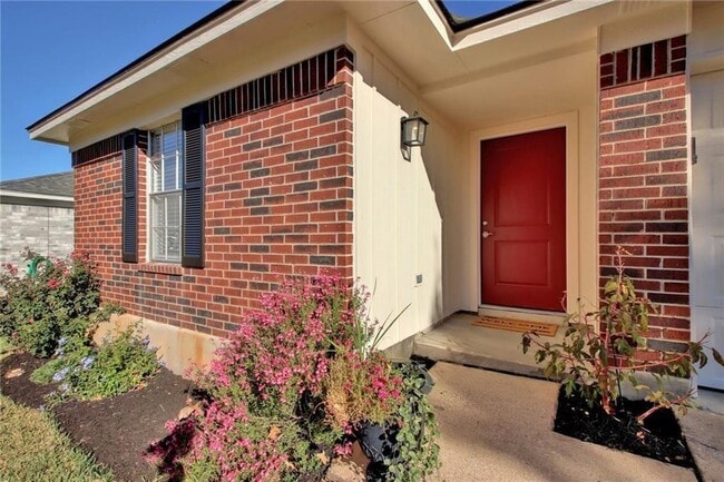 Building Photo - 1502 Mayapple St