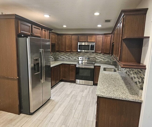 Building Photo - 1943 Kirk Rd