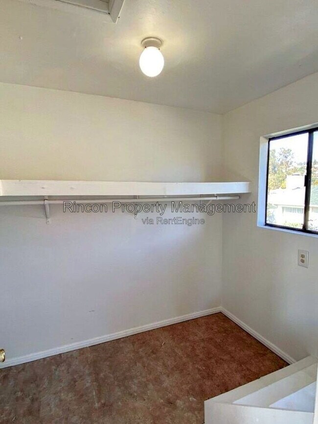 Building Photo - 314 Virginia Dr