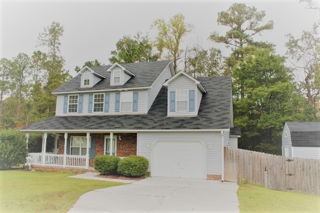 Building Photo - Staff Favorite.