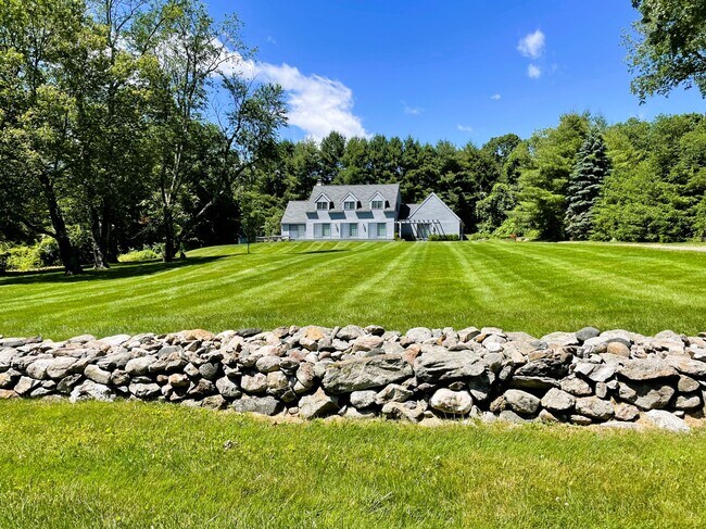 Primary Photo - 136 Nichols Hill Rd