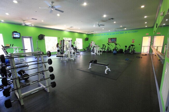 Building Photo - 1910 E Palm Ave