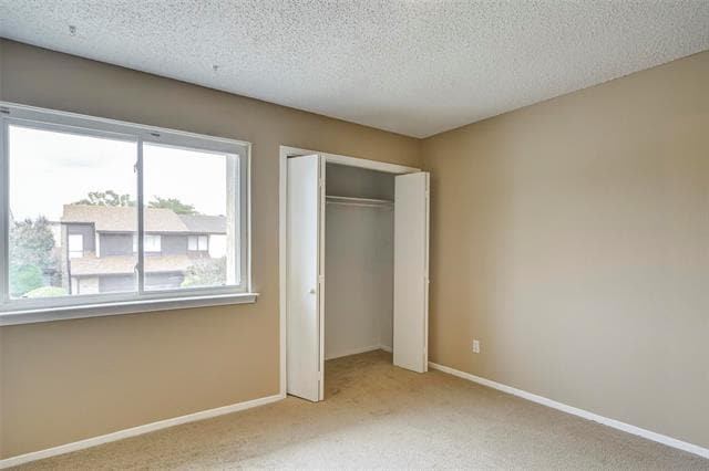 Building Photo - 1820 Greenspring Cir