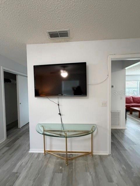 Building Photo - 335 San Marino Dr