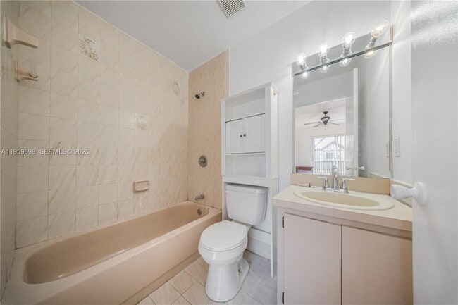 Building Photo - 6110 SW 129th Pl