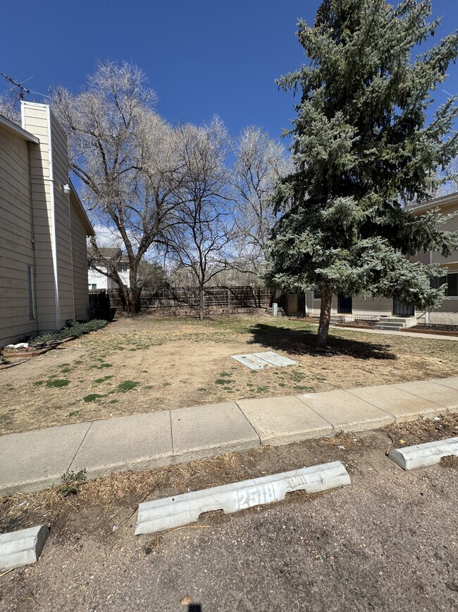 Building Photo - 2522 Knob Hill Ct