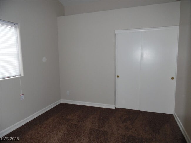 Building Photo - 9120 Dolente Ave