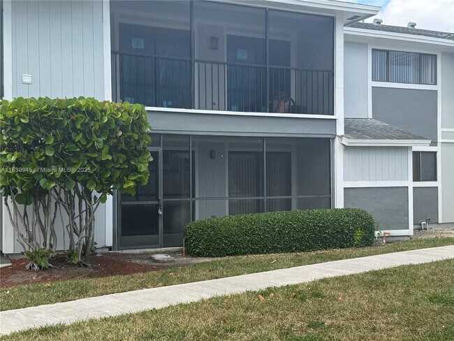 Building Photo - 9701 Hammocks Blvd