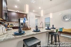 Building Photo - 100 Hunters Cp