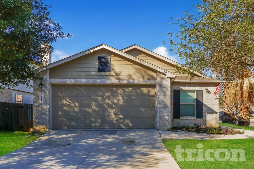 Primary Photo - 6647 Hartnet Fields