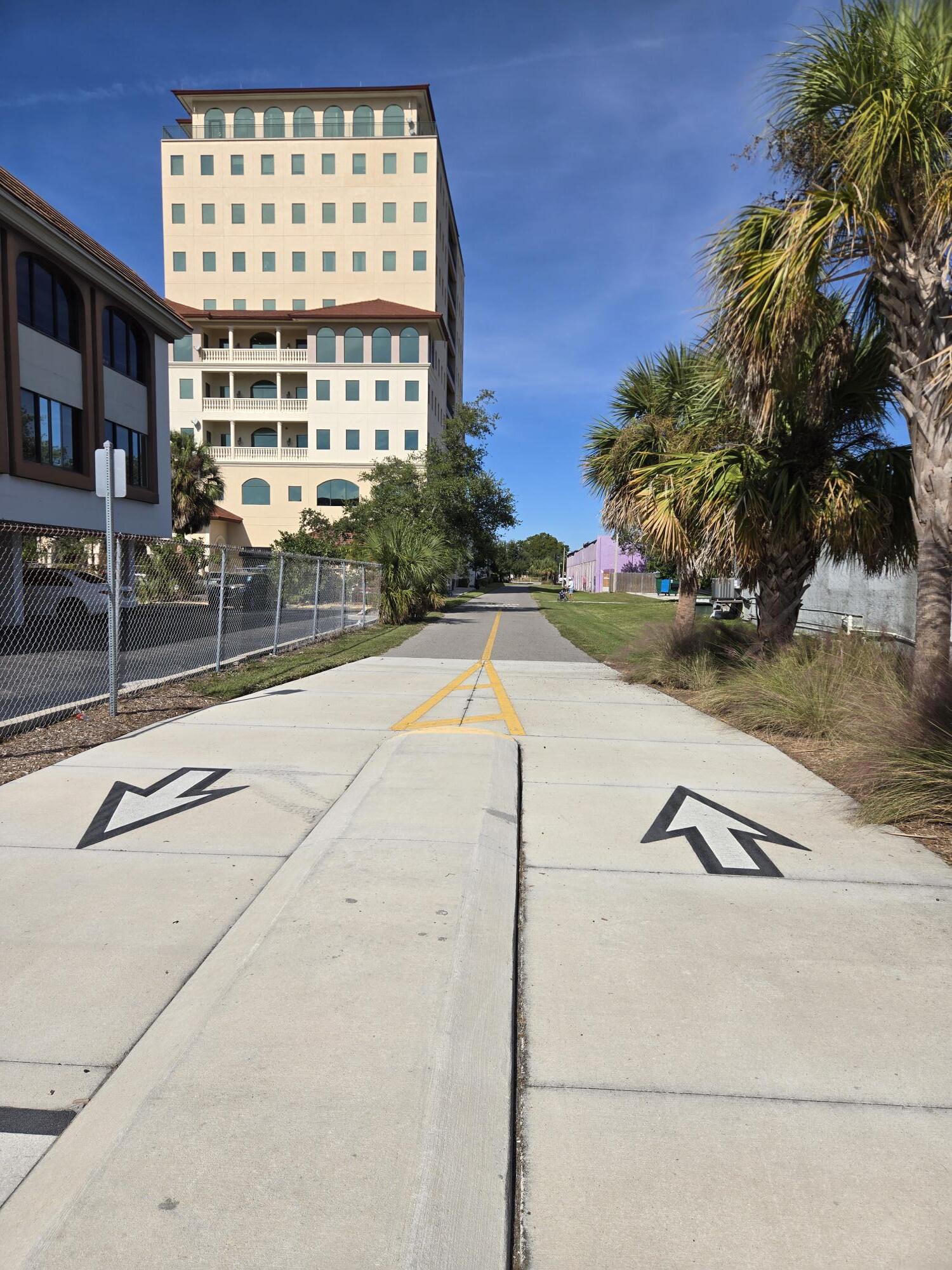 Building Photo - 2304 Ringling Blvd