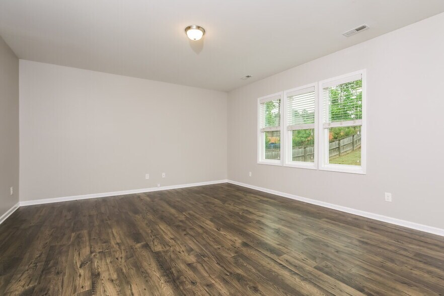 Building Photo - 124 Hansen Run