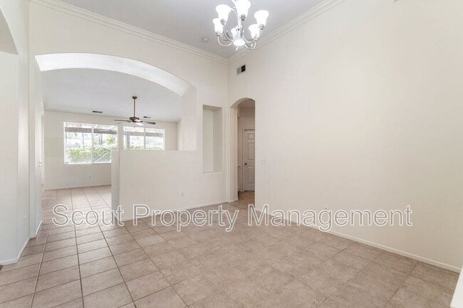Building Photo - 37775 Amber Ln
