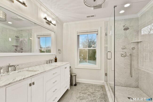 Building Photo - 210 High Ridge Ave