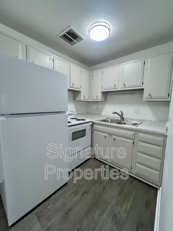 Building Photo - 1010 Hershberger Rd NW