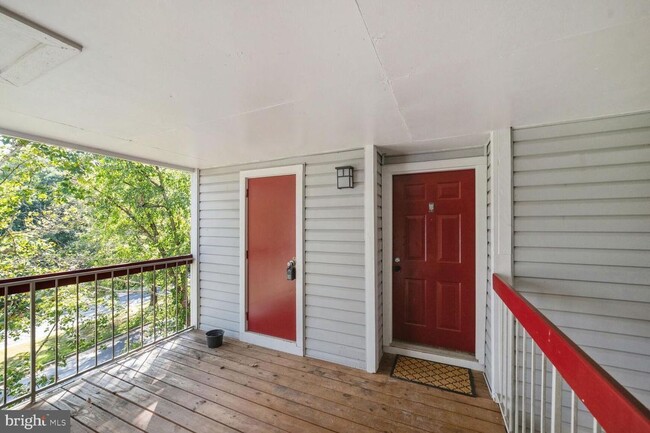 Building Photo - 18500 Boysenberry Dr
