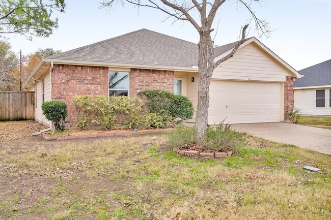 Building Photo - 131 Sandlewood Dr