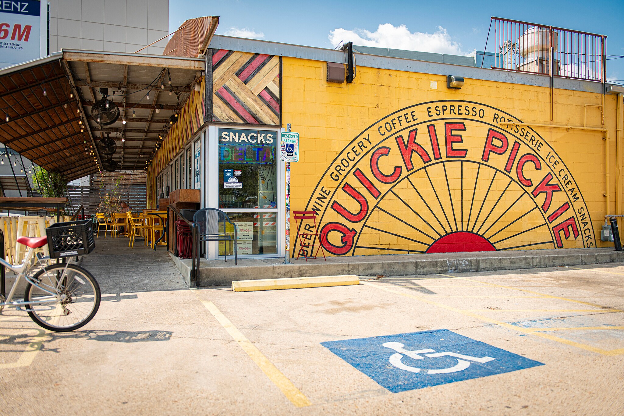 I love Quickie Pickie - 1322 E 12th St